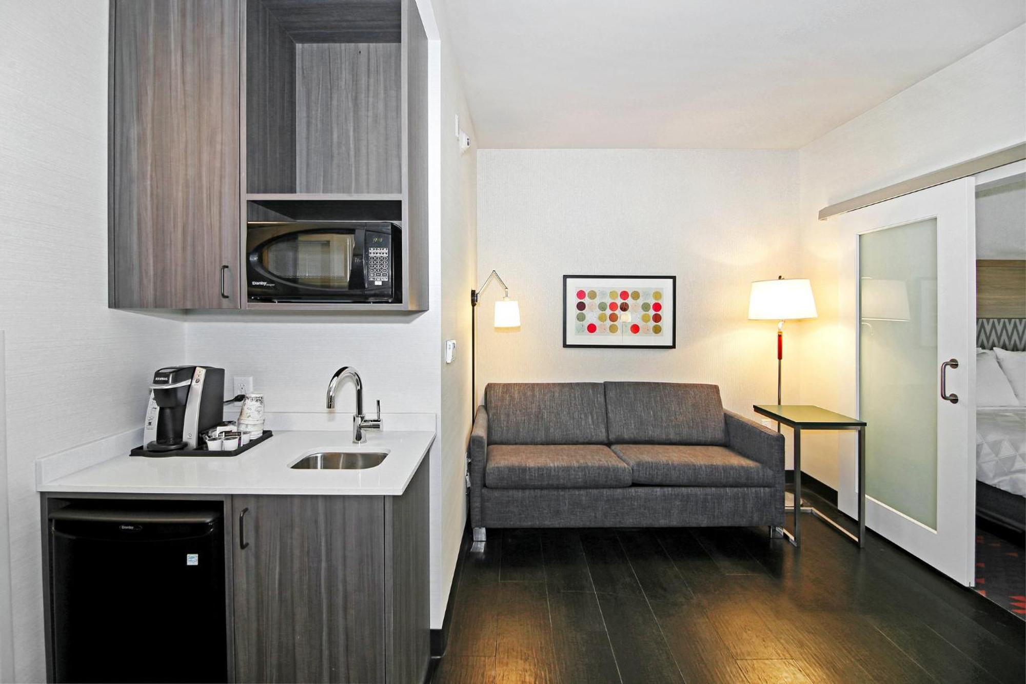 Holiday Inn Hotel & Suites - Calgary Airport North By Ihg Luaran gambar
